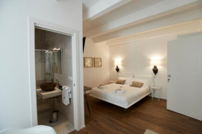  Iulius Suite & Spa  Конверсано